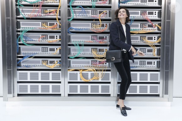 Inès de la Fressange - Défilé de mode "Chanel", collection prêt-à-porter printemps-été 2017 au Grand Palais à Paris, le 4 octobre 2016. © Olivier Borde / Bestimage