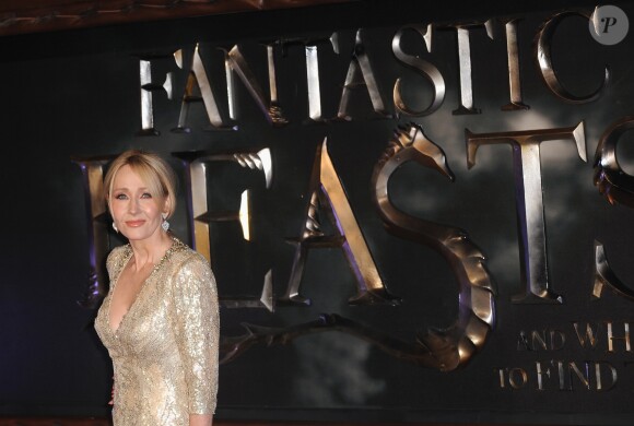 J.K. Rowling à la première de 'Fantastic Beasts And Where To Find Them' à Londres, le 15 novembre 2016 © Ferdaus Shamim via Zuma/Bestimage