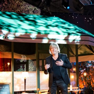 Exclusif - Le chanteur Renaud (Renaud Séchan) - Tournage de l'émission "Merci Renaud" dans les studios de la Plaine Saint-Denis le 15 novembre 2016, qui sera diffusée le samedi 17 décembre 2016 en prime time sur France 2. © Cyril Moreau / Bestimage