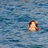 Exclusif - Sharon Stone et son nouveau compagnon Lonnie Cooper (un agent sportif) se baignent sur une plage de Saint-Barthélemy le 29 novembre 2016.