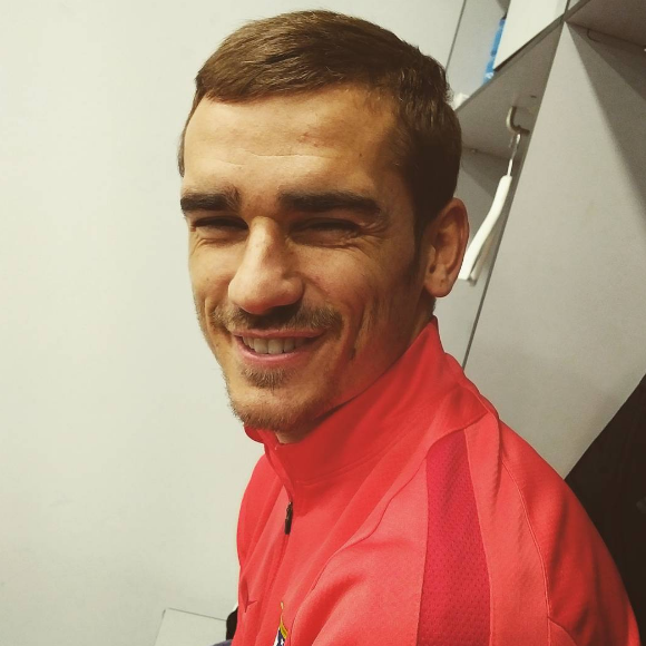 Antoine Griezmann pose sur Instagram.