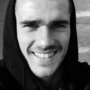 Antoine Griezmann pose sur Instagram.