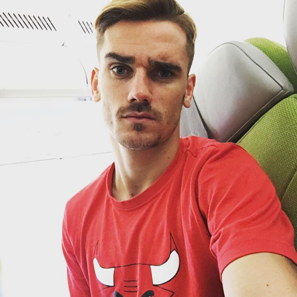 Antoine Griezmann pose sur Instagram.