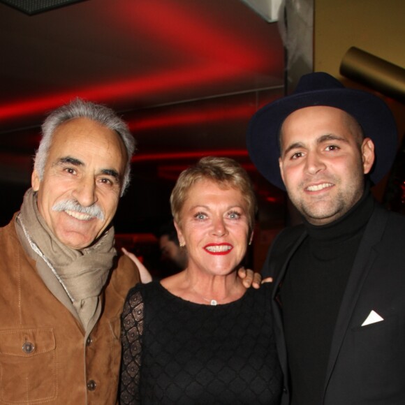 Exclusif - Mansour Bahrami, sa femme Frédérique et son fils Sam lors de la soirée en faveur des enfants de l'hôpital Necker (1 cadeau par personne à déposer au pied du sapin: Jouets, livres, CD, BD, jeux vidéos,montres, vêtements ... Sans papier cadeau) organisé par Hervé Taïeb, Philippe Lavil, Franck Couécou, Jean-Roch et Moët & Chandon au restaurant La Gioia VIP Room theater à Paris, France, le mardi 20 décembre 2016. © Baldini/Bestimage