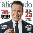 Couverture de Cigar aficionado (février 2017) avec Arnold Schwarzenegger.