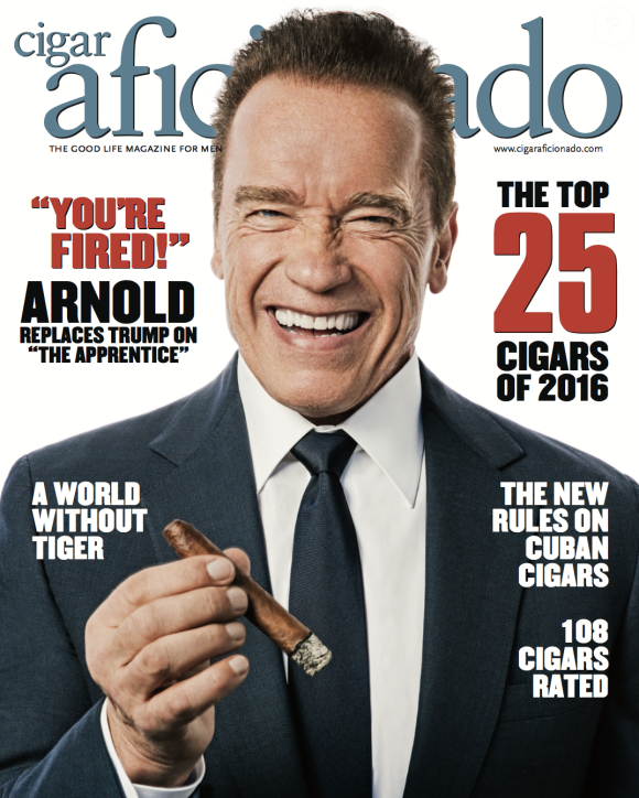 Couverture de Cigar aficionado (février 2017) avec Arnold Schwarzenegger.