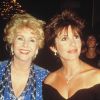 Debbie Reynolds et sa fille Carrie Fisher à Los Angeles dans les années 1990.