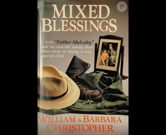 William Christopher a incarné le père Mulcahy dans les onze saisons de M.A.S.H (1972 - 1983). L'acteur est décédé à 84 ans le 31 décembre 2016. Avec son épouse Barbara, qui lui survit, ils avaient publié un ouvrage consacré à leur expérience face à l'autisme de leur fils Ned, Mixed Blessings.