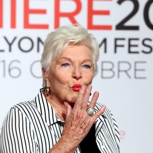 Line Renaud au photocall de la cérémonie d'ouverture du 8ème festival Lumière de Lyon, le 8 octobre 2016. © Dominique Jacovides/Bestimage