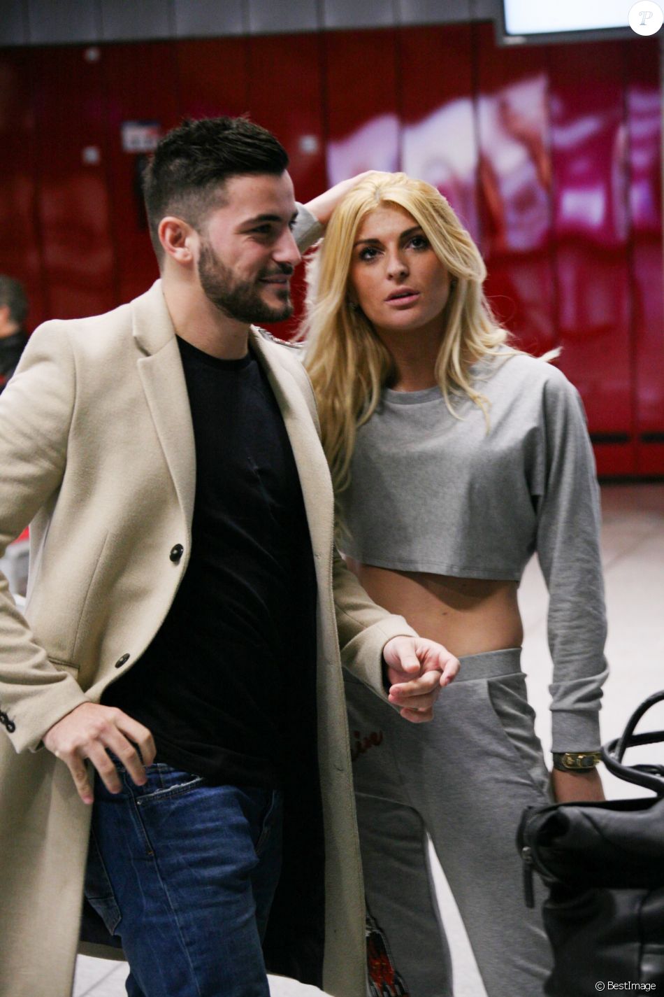 Anthony Tele Realite La Villa Des Coeurs Brisés Exclusif - Anthony (La Villa des Coeurs Brisés) et Mélanie (La Villa des Coeurs  Brisés 2) - Les candidats à l'émission Les Anges 9 partent de l'aéroport  CDG à R - Purepeople