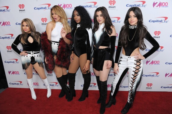 Ally Brooke, Dinah Jane Hansen, Normani Kordei, Lauren Jauregui et Camila Cabello du groupe Fifth Harmony à la Soirée "Z100's Jingle Ball 2016" au Madison Square Garden à New York, le 9 décembre 2016.