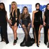 Normandi Kordei, Dinah Jane Hansen, Ally Brooke, Camila Cabello et Lauren Jauregui du groupe Fifth Harmony à la soirée des MTV Video Music Awards 2016 à Madison Square Garden à New York, le 28 août 2016.