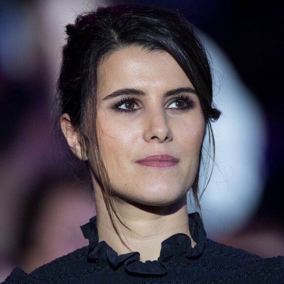 Exclusif - Karine Ferri lors de la soirée hommage Grégory Lemarchal : Dix ans après, l'histoire continue, le 7 janvier 2017 au Zénith de Paris et sur TF1 (réalisation DMLS TV), au profit de la construction d'une maison d'accueil pour les patients atteints de la mucoviscidose. © Cyril Moreau/Bestimage