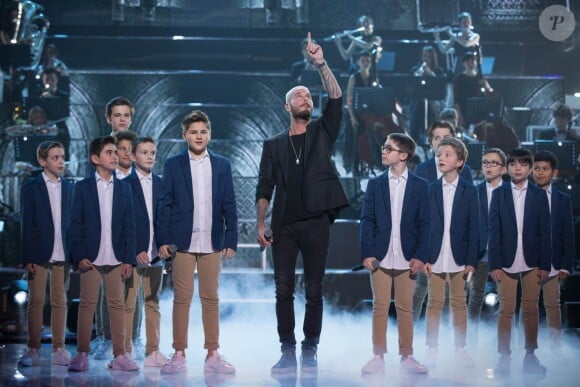 Exclusif - M. Pokora et les New Poppys lors de la soirée hommage Grégory Lemarchal : Dix ans après, l'histoire continue, le 7 janvier 2017 au Zénith de Paris et sur TF1 (réalisation DMLS TV), au profit de la construction d'une maison d'accueil pour les patients atteints de la mucoviscidose. © Cyril Moreau/Bestimage