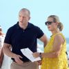 Zara Phillips et son mari Mike Tindall assistaient à la course Magic Millions en présence de leur fille Mia sur la plage de Gold Coast dans le Queensland en Australie le 10 janvier 2017.