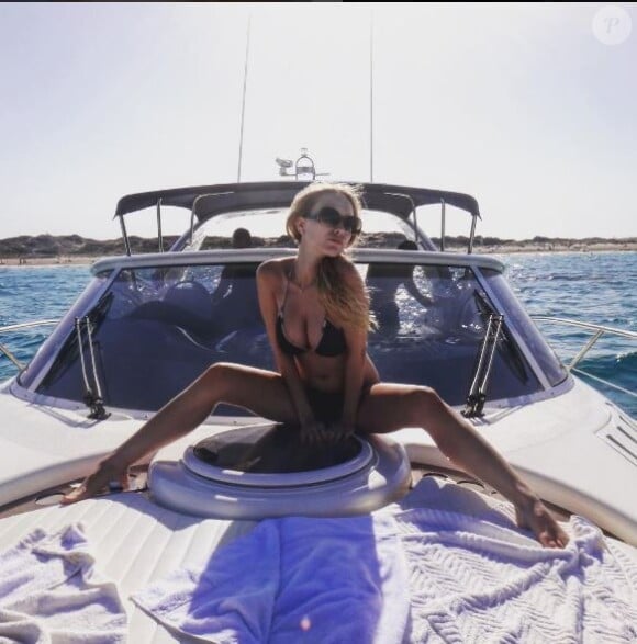 Anastasiya de "The Game of Love" en bikini sur Instagram, 2016