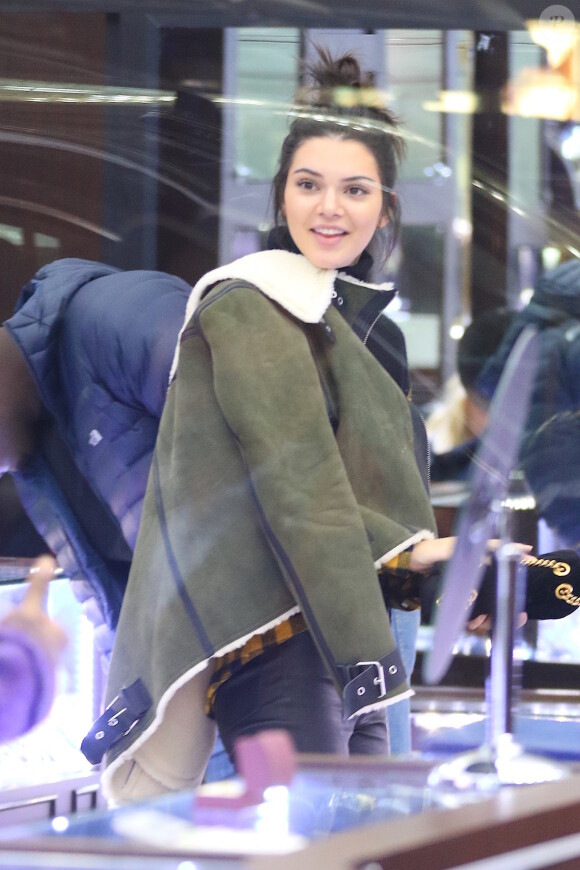 Kendall Jenner et A$AP Rocky en pleine séance de shopping à New York le 17 janvier 2017