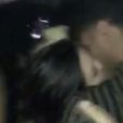 Kendall Jenner et Jordan Clarkson s'embrassant au Nouvel An lors d'une soirée organisée au club The Nice Guy, à Los Angeles le 1er janvier 2017