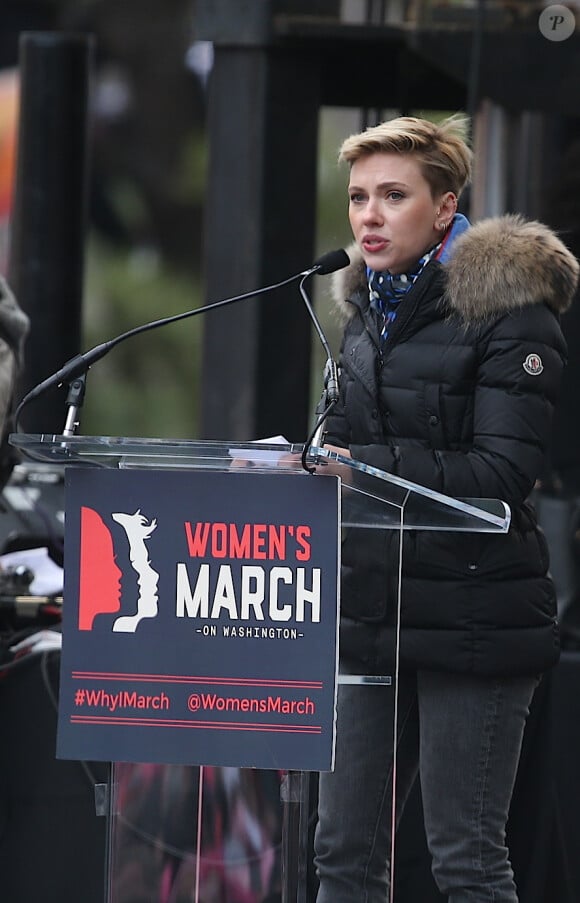 Scarlett Johanson - People, activistes, écrivains et citoyens prennent la parole lors de la ‘marche des femmes' contre Trump à Washington, le 21 janvier 2017.