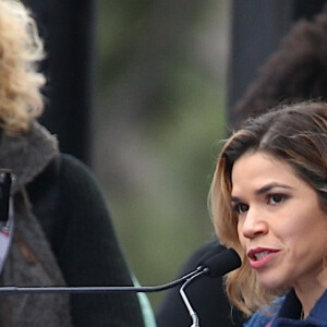 America Ferrera - People, activistes, écrivains et citoyens prennent la parole lors de la ‘marche des femmes' contre Trump à Washington, le 21 janvier 2017.