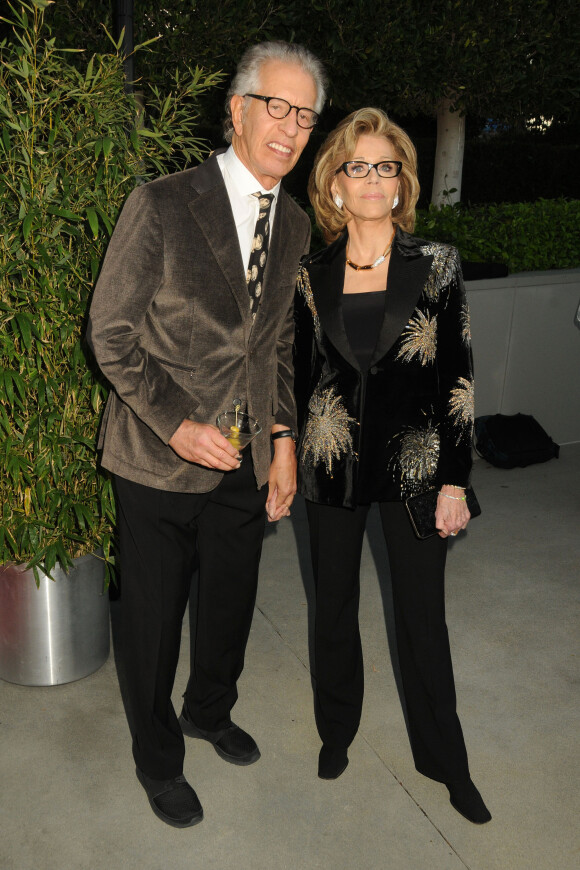 Jane Fonda et son compagnon Richard Perry - People à la soirée "2016 UCLA Institute of the Environment and Sustainability Gala" à Beverly Hills. Le 24 mars 2016
