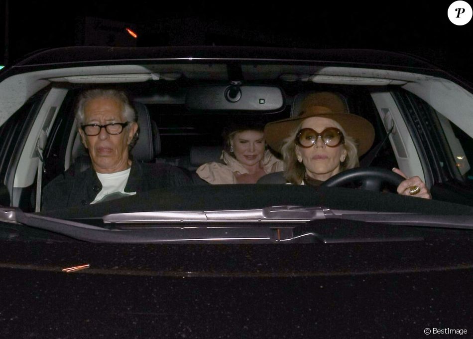 Jane Fonda et son compagnon Richard Perry sortant du Craig ...