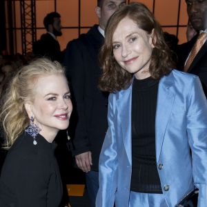 Nicole Kidman et Isabelle Huppert - People au défilé de mode Haute-Couture printemps-été 2017 "Giorgio Armani Privé" au Palais de Chaillot à Paris le 24 janvier 2017.