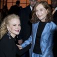 Nicole Kidman et Isabelle Huppert - People au défilé de mode Haute-Couture printemps-été 2017 "Giorgio Armani Privé" au Palais de Chaillot à Paris le 24 janvier 2017.