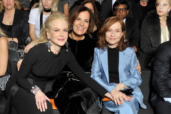 Nicole Kidman, Roberta Armani et Isabelle Huppert - People au défilé de mode Haute-Couture printemps-été 2017 "Giorgio Armani Privé" au Palais de Chaillot à Paris le 24 janvier 2017.