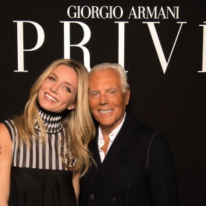 Annabelle Wallis, Giorgio Armani - People en backstage du défilé de mode Haute-Couture printemps-été 2017 "Giorgio Armani Privé" au Palais de Chaillot à Paris le 24 janvier 2017.