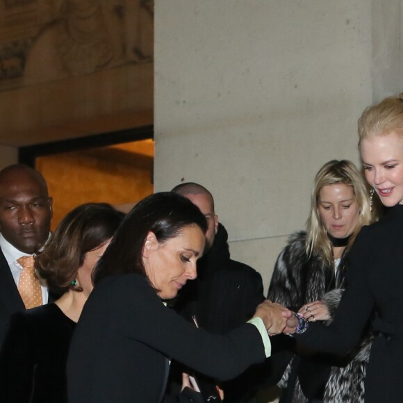 Roberta Armani et Nicole Kidman sortant du défilé de mode Haute-Couture printemps-été 2017 "Giorgio Armani Privé" au Palais de Chaillot à Paris le 24 janvier 2017.