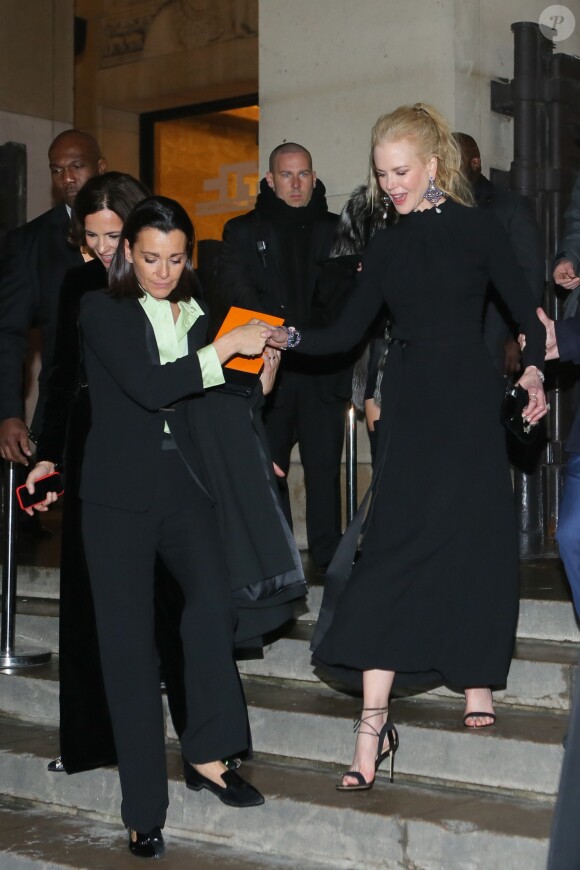 Roberta Armani et Nicole Kidman sortant du défilé de mode Haute-Couture printemps-été 2017 "Giorgio Armani Privé" au Palais de Chaillot à Paris le 24 janvier 2017.