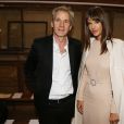Hugues de la Chevasnerie (président de Bonpoint) et Alessandra Ambrosio assistent au défilé Bonpoint, collection automne-hiver 2017, à la Galerie de Minéralogie. Paris, le 25 janvier 2017.