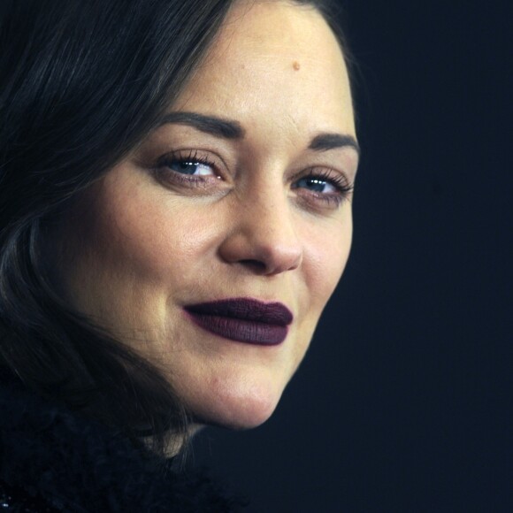 Marion Cotillard (enceinte) lors de la première de ''Assassin's Creed'' au AMC Empire à New York, le 13 décembre 2016.