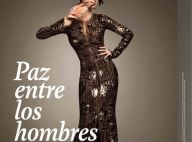 PHOTOS : La magnifique Paz Vega, en robe longue, talons hauts et plumes, est... une diva de la mode !