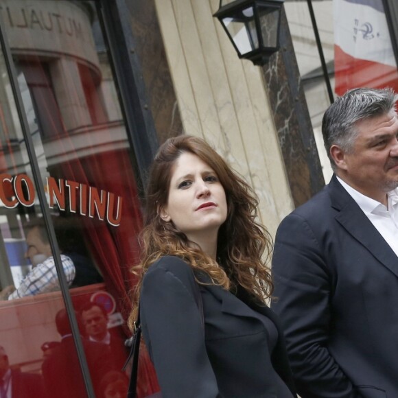 David Douillet et sa compagne Vanessa Carrara, enceinte de leur fille, le 2 juillet 2016 lors du Conseil national du parti Les Républicains à la Maison de la Mutualité, à Paris. © Alain Guizard / Bestimage