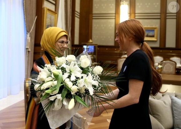 Lindsay Lohan rencontre le président Erdogan et sa femme, à Ankara, le 27 janvier 2017