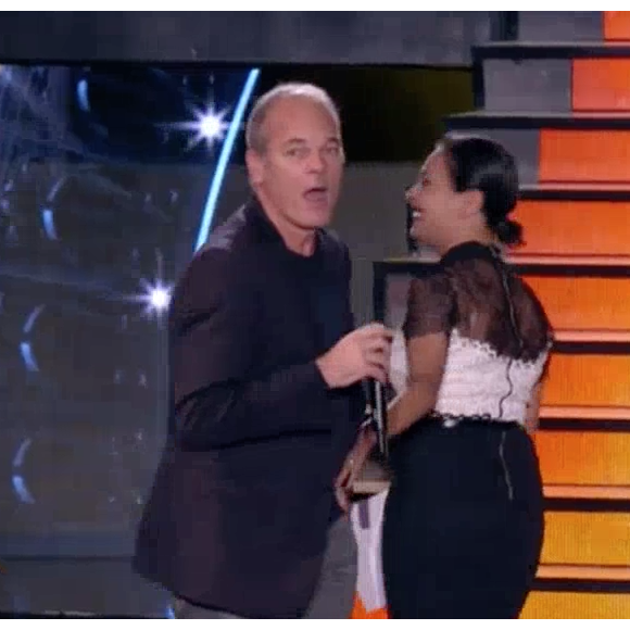 Le comportement étrange de Laurent Baffie lors des Globes de Cristal. Sur C8, le 30 janvier 2017.