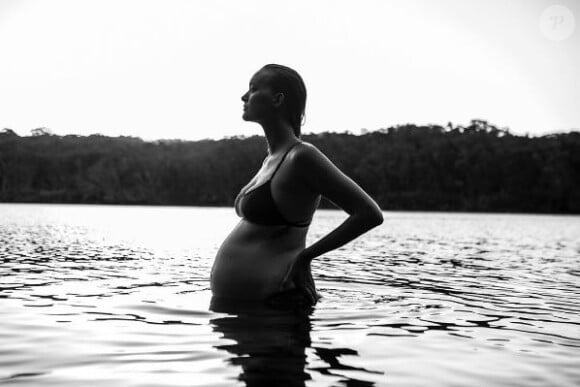 Photo de Gemma Ward, enceinte. Janvier 2017.