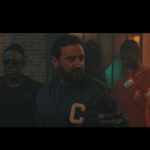 Cyril Hanouna apparaît dans "Tout ce qu'il faut", le nouveau clip de Black M, 31 janvier 2017