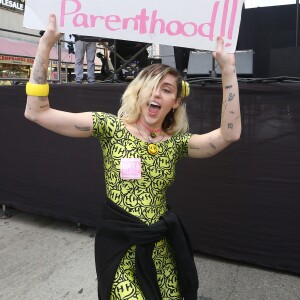 Miley Cyrus - Les célébrités participent à la 'marche des femmes' contre Trump à Los Angeles, le 21 janvier 2017 © F. Sadou/AdMedia via Zuma/Bestimage