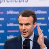 Le candidat Emmanuel Macron en visite au salon des entrepreneurs au palais des Congrès à Paris le 2 février 2017. © Pierre Perusseau / Bestimage