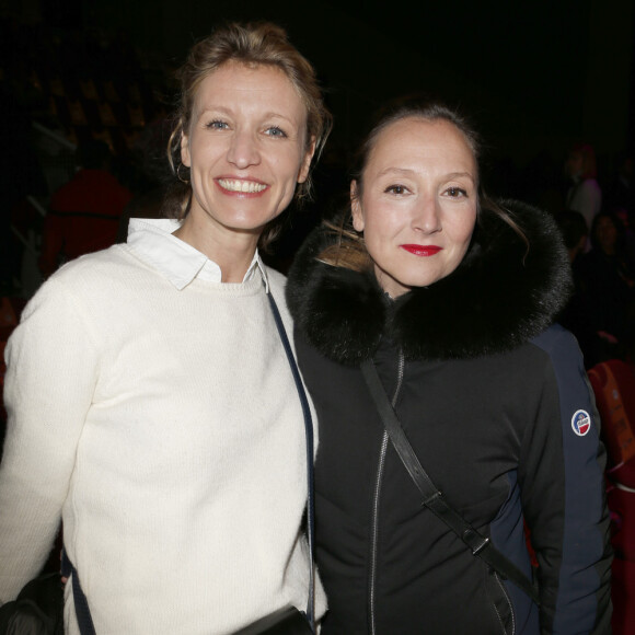 Alexandra Lamy et sa soeur Audrey lors du 20e Festival du film de comédie à l'Alpe d'Huez, France, le 20 janvier 2017. © Christophe Aubert via Bestimage