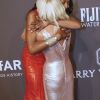 Donatella Versace et Naomi Campbell à la soirée amfAR au Cipriani's Wall Street à New York, le 8 février 2017  People attend The amfAR New York Gala at Cipriani's Wall Street in New York, NY on February 8, 2017.08/02/2017 - New York