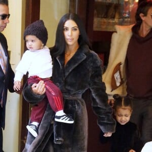 Kim Kardashian est allée déjeuner au restaurant Cipriani avec ses enfants North, Saint et son meilleur ami Jonathan Cheban à New York. Le 1 er février 2017