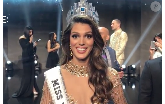 Iris Mittenaere, Miss France 2016, est devenue Miss Univers le 30 janvier 2017 à Manille.