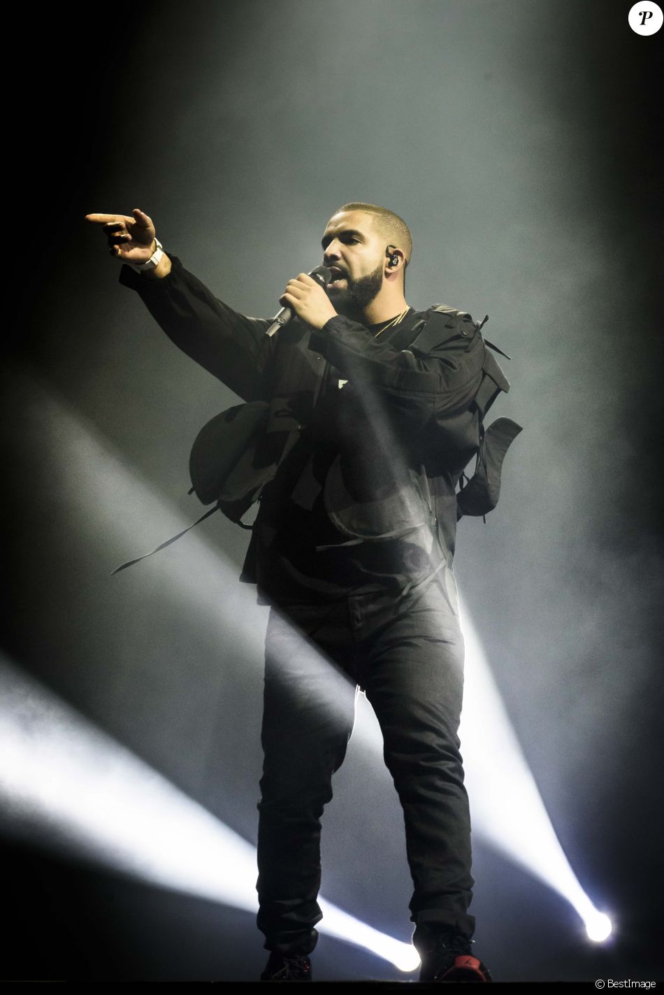 Le rappeur Drake en concert au Air Canada Centre à Toronto. Le 31 ...
