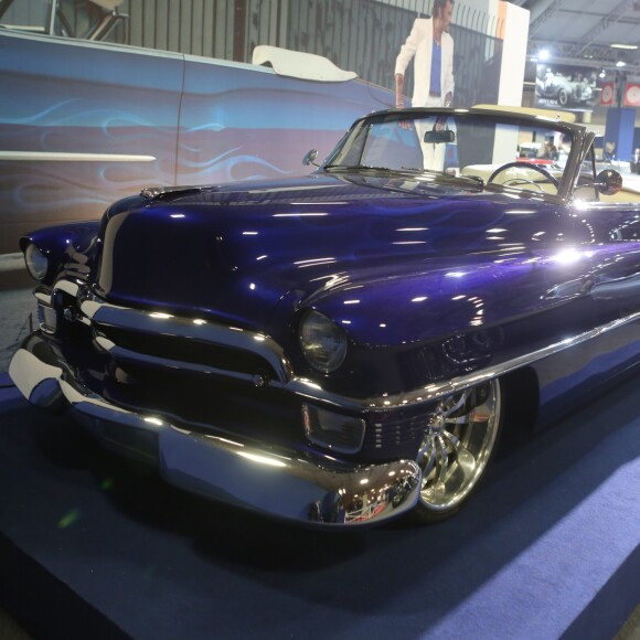 Une Cadillac et une Harley Davidson de Johnny Hallyday sont exposés au salon international des voitures de collection "Retromobile 2017" à la porte de Versailles à Paris, le 9 février 2017. © CVS/Bestimage