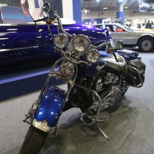 Une Cadillac et une Harley Davidson de Johnny Hallyday sont exposés au salon international des voitures de collection "Retromobile 2017" à la porte de Versailles à Paris, le 9 février 2017. © CVS/Bestimage