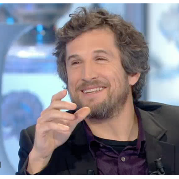 Guillaume Canet et Marion Cotillard seraient sortis ensemble bien avant la date officielle de leur recontre. Confidences dans "Salut les Terriens", sur C8, le 11 février 2017.